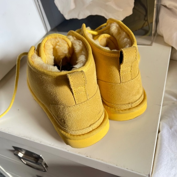 UGG Neumel Boot Canary - Picture 5 of 6